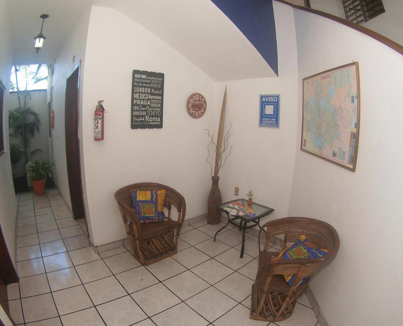 Hotel Hospedajes Del Rey Colima Exteriér fotografie