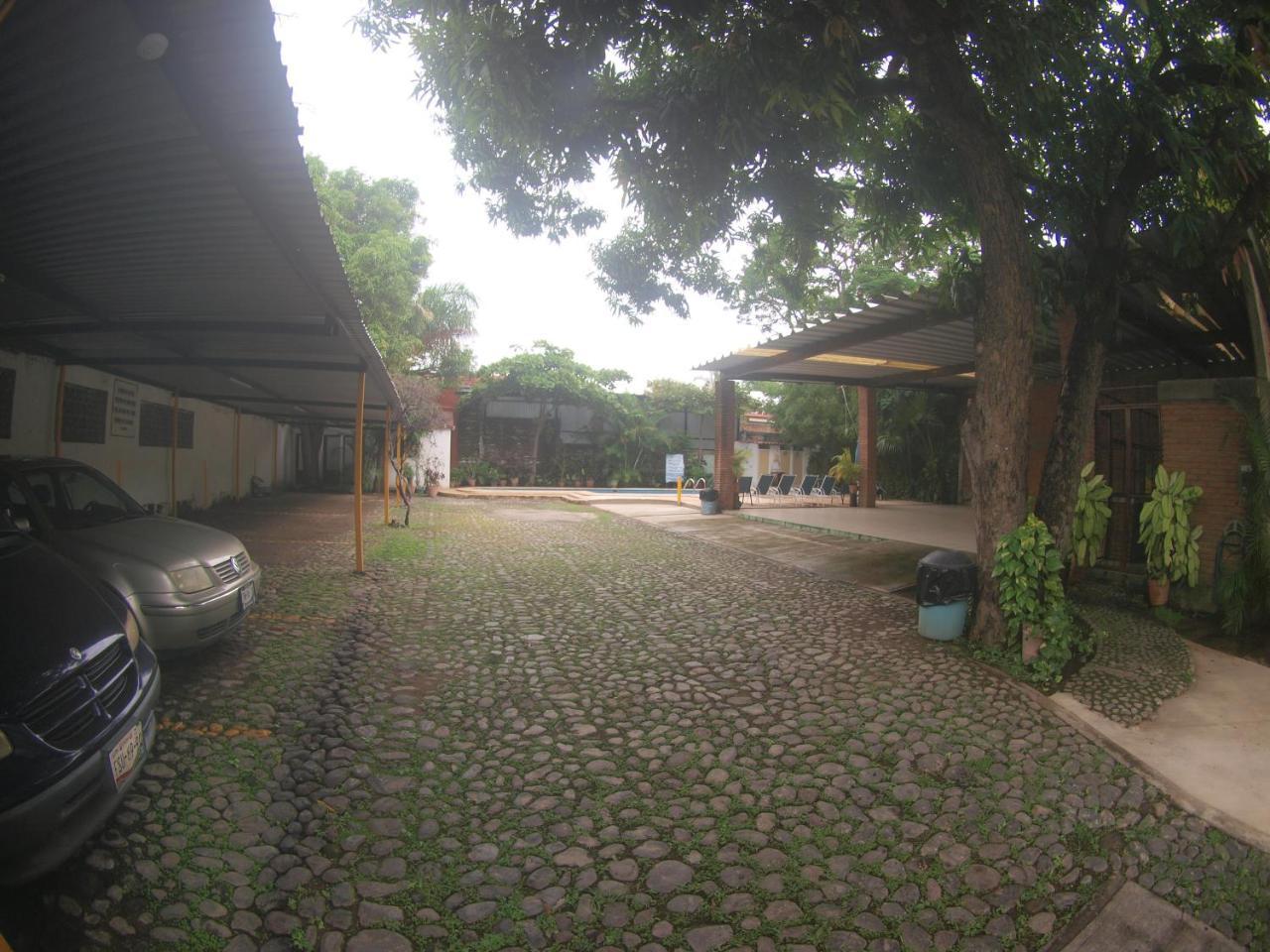 Hotel Hospedajes Del Rey Colima Exteriér fotografie